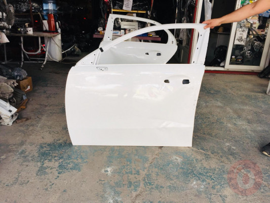 Mercedes A180 200 sol ön arka kapı