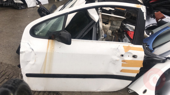 Peugeot 307 tek kapı sol kapı beyaz