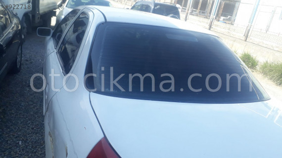ford mondeo arka cam çıkma