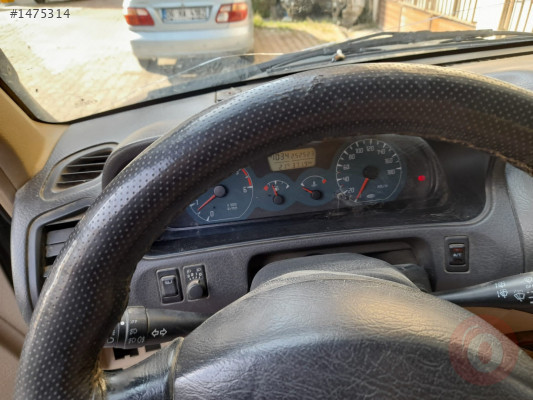 Nissan terrano arka çamurluk