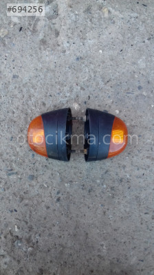 FORD TRANSİT 2006 MODEL ÖN ÇAMURLUK SİNYALİ