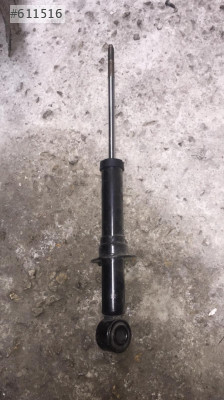 Geely Emgrand arka amartisör