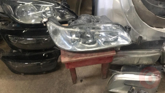 çıkma parça peugeot 406 sağ far