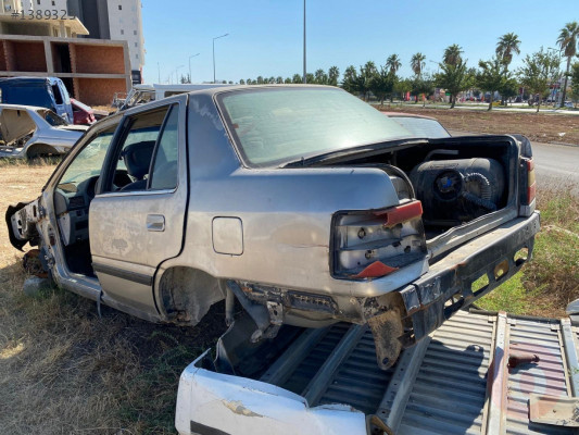 HYUNDAİ EXCEL ARKA PANEL ORJİNAL ÇIKMA 1993 MODEL