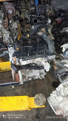 PEUGEOT 208 1.2 MOTOR