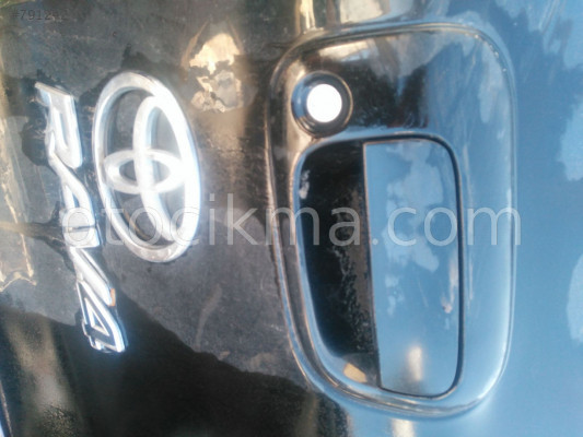 2006 TOYOTA RAV4 BAGAJ KAPI KOLU ORİJİNAL.