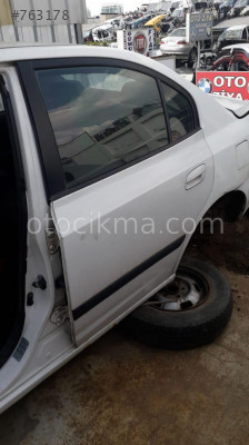 Elantra 2001  2007 sol arka kapı hatasız