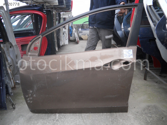 HYUNDAI İ30 SOL ÖN KAPI ORJİNAL ÇIKMA