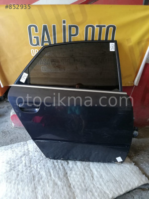 AUDİ A4 SAĞ ARKA KAPI HATASIZ DOLU 2004