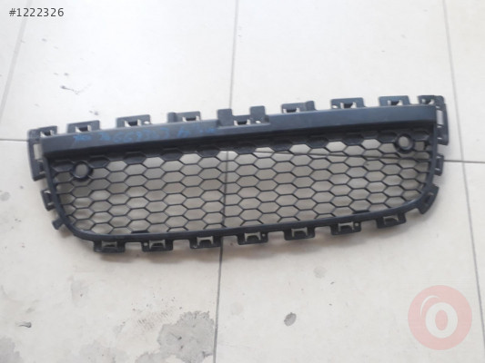 chevrolet captiva çıkma orta ızgara.