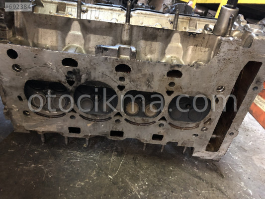 Mini couper turbo silindir kapağı