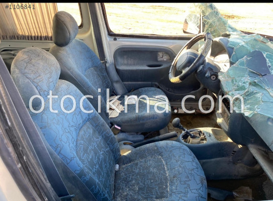 RENAULT KANGOO SOL ÖN KAPI DÖŞEMESİ ORJİNAL ÇIKMA 1998 2005