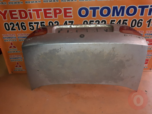 MİTSUBİSHİ CARISMA BAGAJ KAPISI