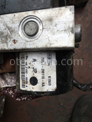 MAZDA 5 ABS BEYNİ 7N61 2M110 AA ABS MODÜLÜ