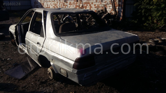 FORD Escort Bagaj Kapısı