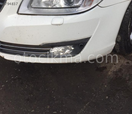 VOLVO S80 ÇIKMA SOL FAR MEVCUTTUR.