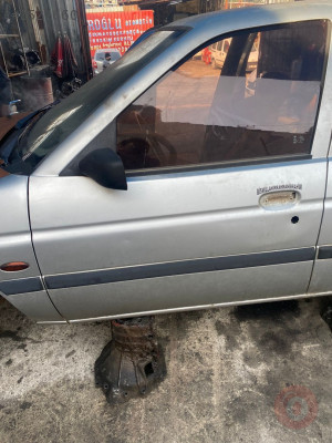 FORD ESCORT SOL ÖN KAPI ÇIKMA