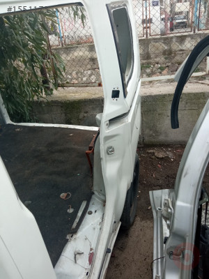 DOBLO 4 DOL ARKA ÇAMURLUK