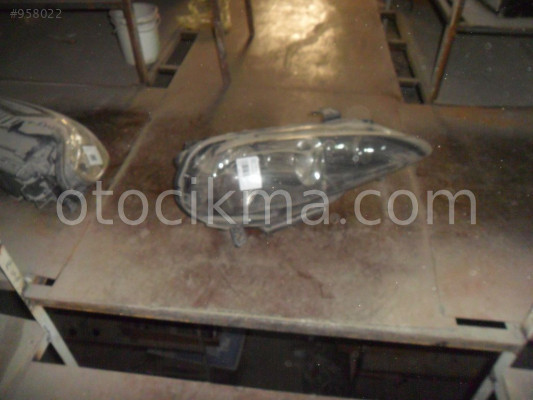 FİAT SAĞ ÖN FAR ALFA ROMEO 147