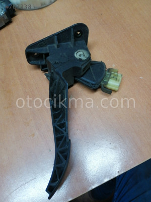 Ford transit jorney gaz pedalı