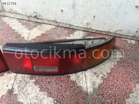 Mazda 323 hacbek sol stop