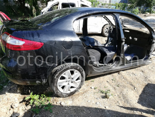 Fluence sağ arka çamurluk