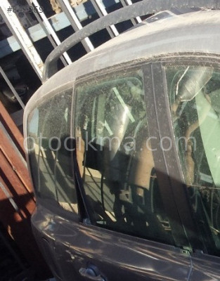 KOMPLE ÇIKMA 2005 VOLVO V50 SAĞ ARKA KAPI CAMI.