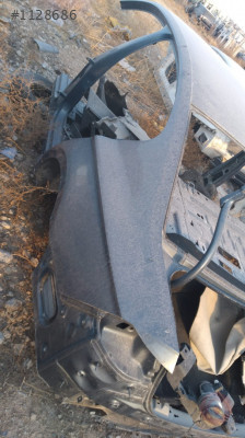volkswagen passat b8 sol arka çamurluk