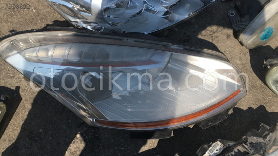 2009 Citroen c4 picasso sağ ön far