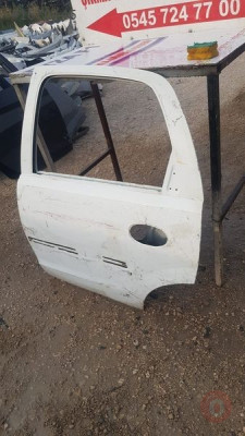 Opel corsa c kasa 2004 model sol arka kapı çıkma