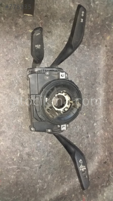 Audi a4 sinyal kolu orji.cıkma