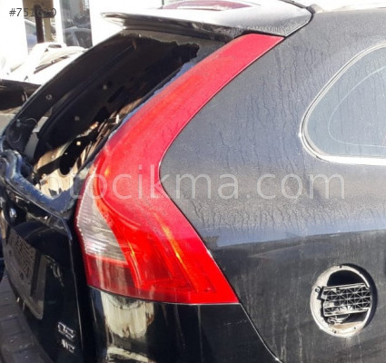 2010 VOLVO XC60 SAĞ  STOP LAMBASI ÇIKMA.