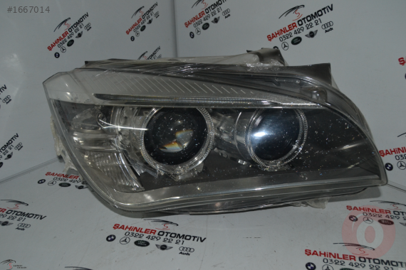 BMW X1 X1 E84  SAĞ FAR