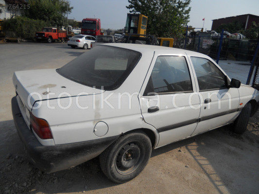 FORD ESCORT SAĞ ARKA KAPI ORJİNAL ÇIKMA