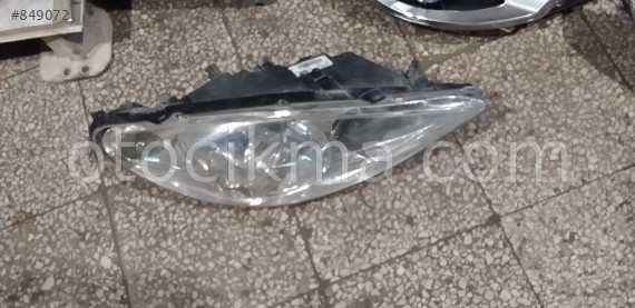 Peugeot  307 sağ far
