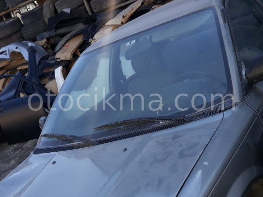 KOMPLE ORİJİNAL 1992 TOYOTA COROLLA ÖN CAM.