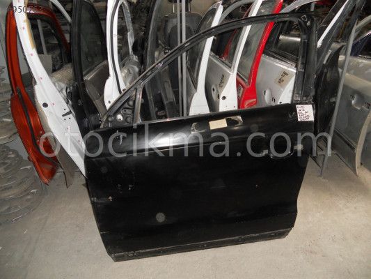 AUDİ Q3 SOL ÖN KAPI ORJİNAL ÇIKMA TEMİZ ÜRÜN