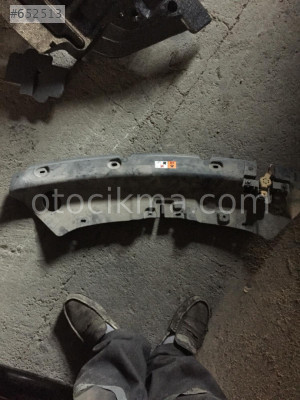 Ford kuga cıkma panel üst plastiği