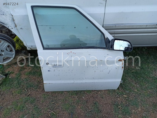 SKODA PİC-KUP SAĞ ÖN KAPI