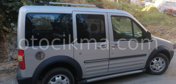FORD CONNECT SAĞ ÖN ÇAMURLUK