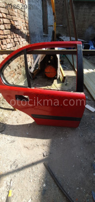 ÇIKMA PARÇA ROVER 200 SAĞ ARKA KAPI