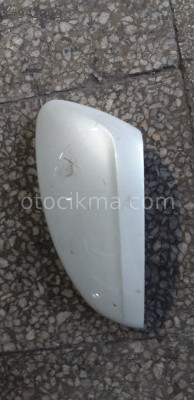 Peugeot  208 ayna kapağı