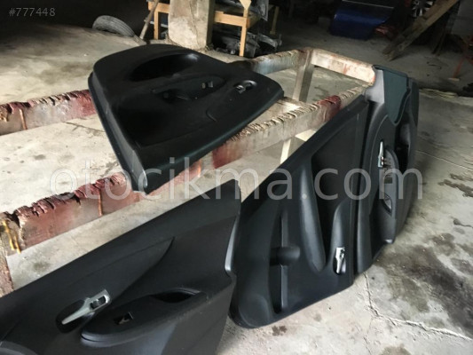 Toyota corolla kapı döşeme takımı