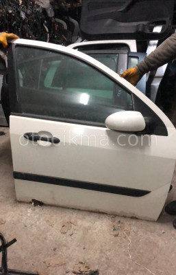 FORD FOCUS 1 SAĞ ÖN KAPI