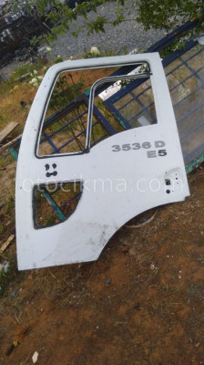 Ford cargo 3536 sol ön kapı çıkma orijinal yedek parça