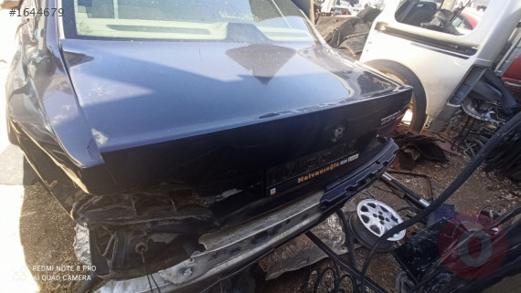 BMW 7.30 bagaj kapağı