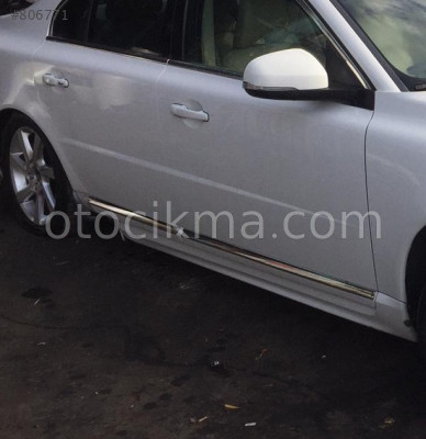 VOLVO S80 KOMPLE ÇIKMA SAĞ YAN PANEL.