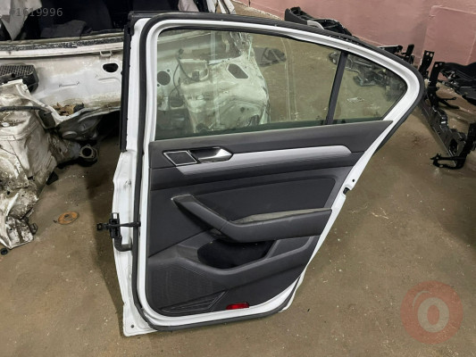 PASSAT B8.5 SAĞ ARKA KAPI DÖŞEMESİ 3G1867011  PORJİNAL ÇIKMA - Volkswagen  Orijinal Çıkma Yedek Parça Ankara