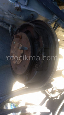 mazda arka porye