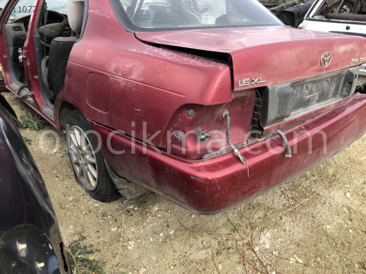 TOYOTA COROLLA ARKA ÇAMURLUK